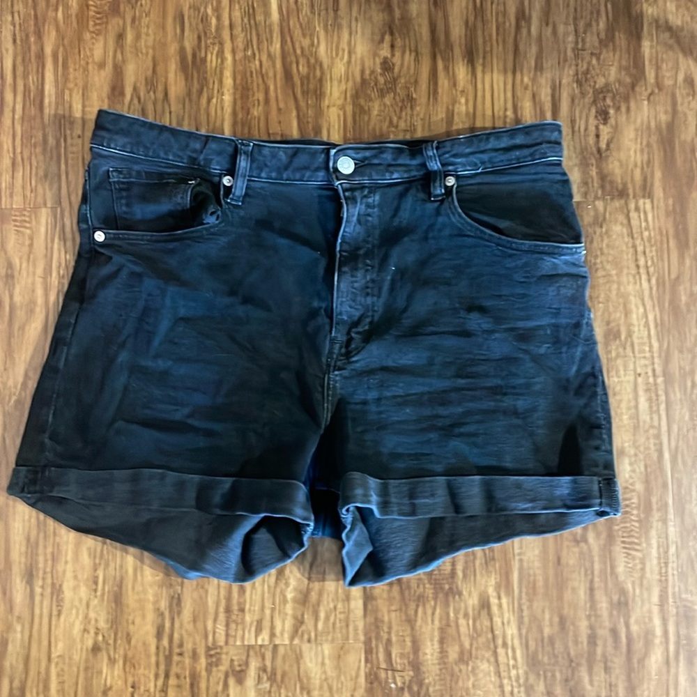 h&m size 14 black jean shorts